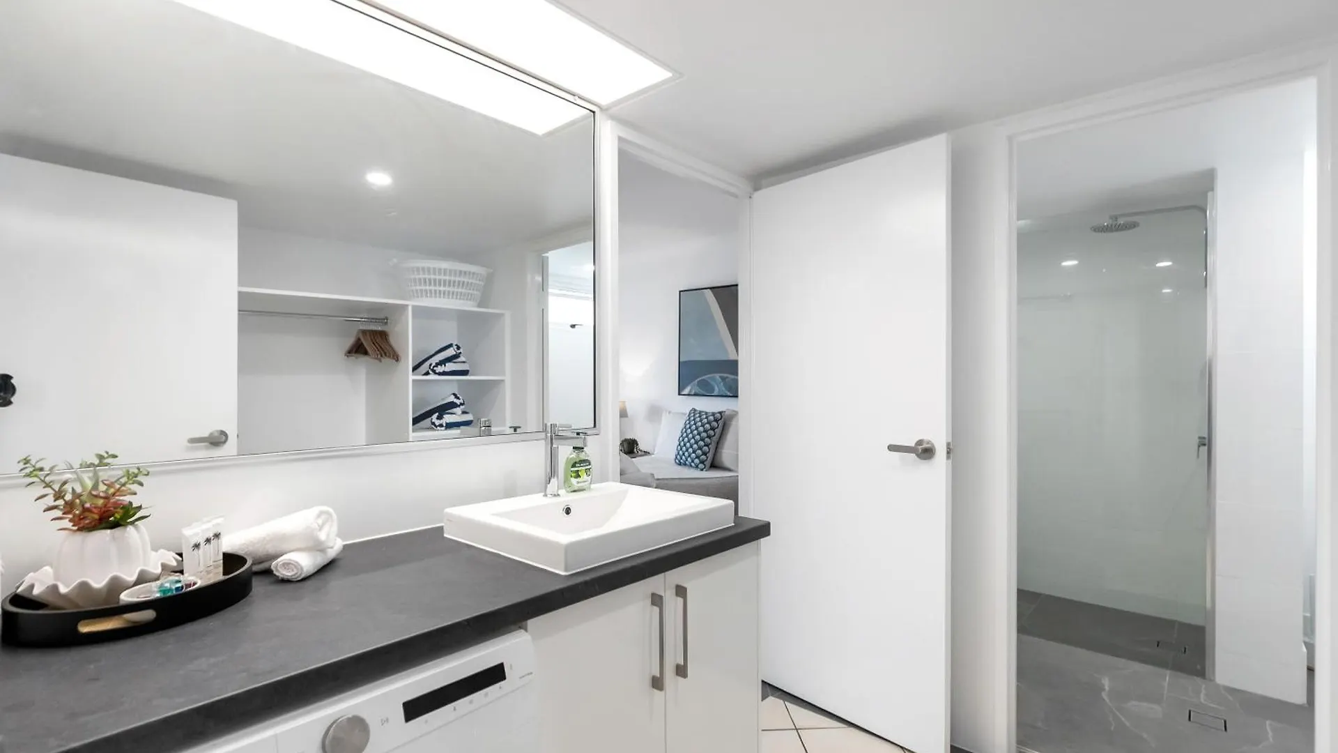 Northshore Haven- Steps From The Esplanade Cairns